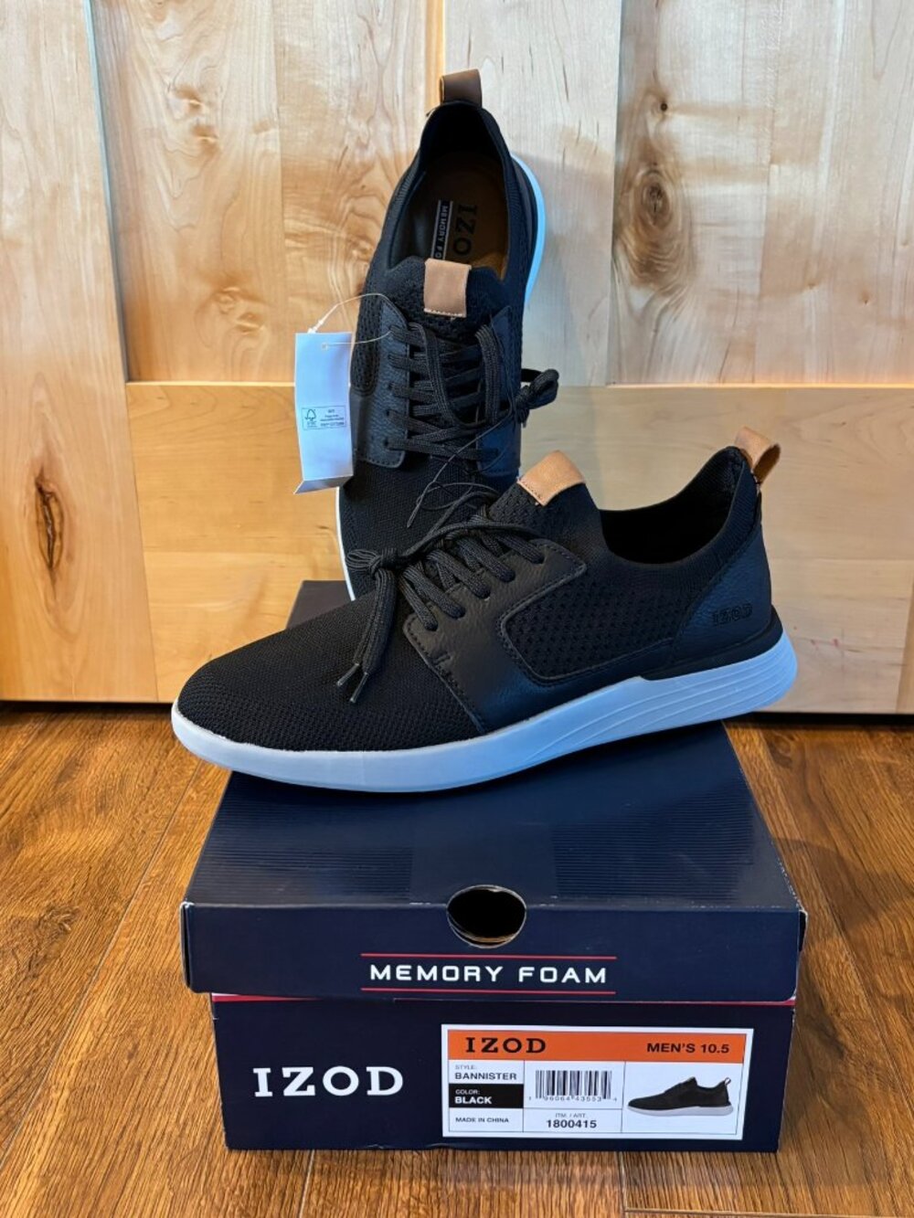 New in Box Izod Bannister Men's Shoes Comfort 10.5 Black Memory Foam